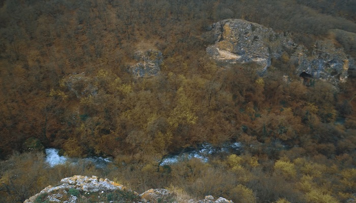 Река Биюк-Караксу в ущелье